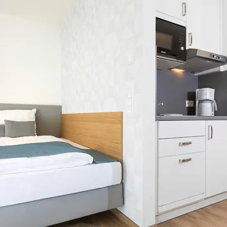 Nino-boardinghouse 8 - A46404